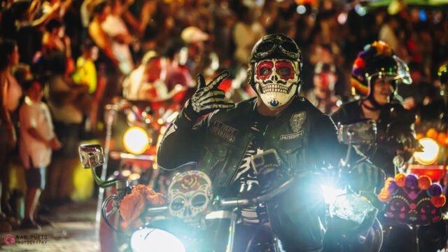 Ghost Rider, don't be afraid these guys don't have chains of fire and a mission from the devil to take you back to hell. They do have a mission to celebrate the dead who watch over us. Only a few more days till Dia De Los Muertos